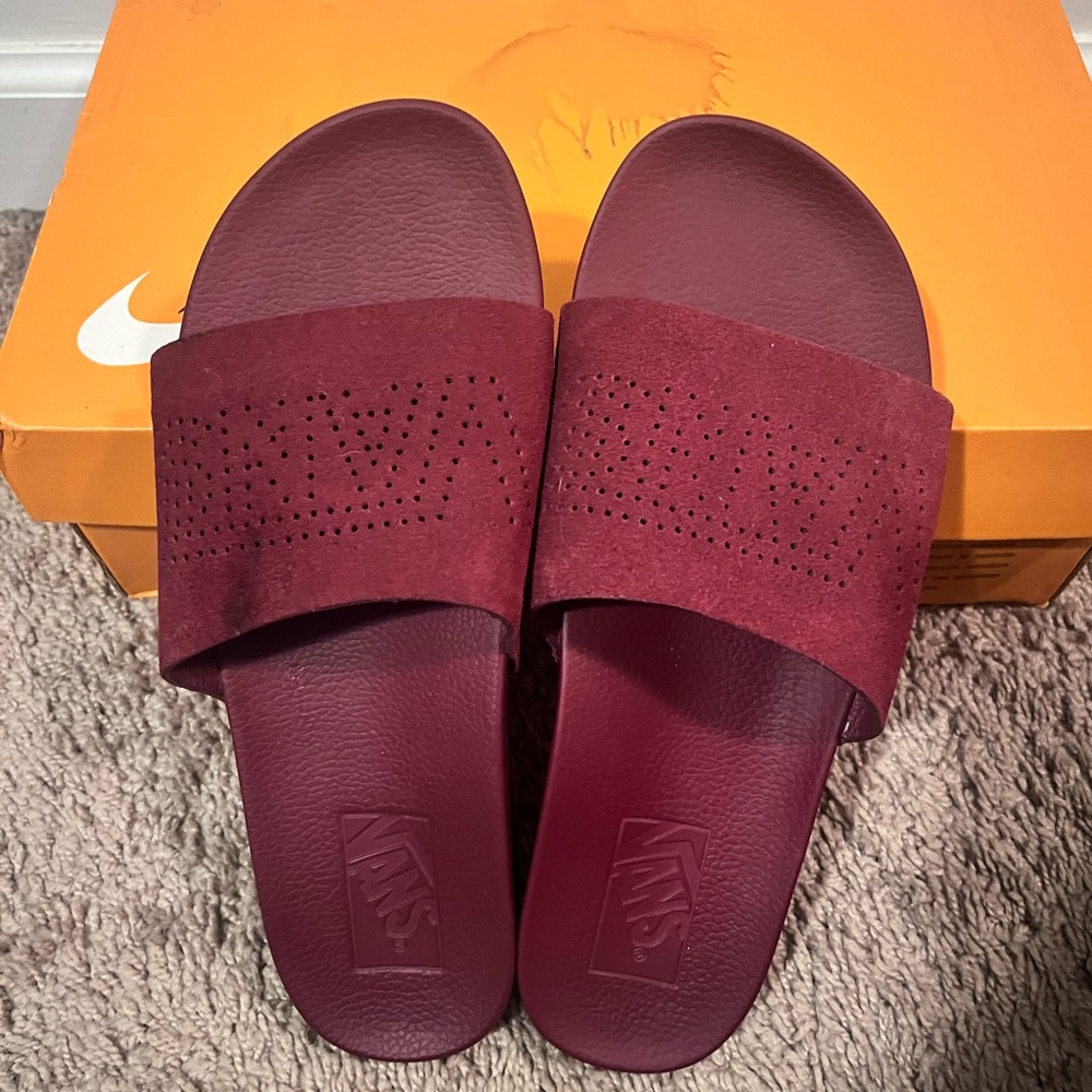 Women’s Vans Sandal Deacon slides size 7. No box or tag.